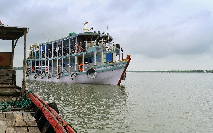 Boat Types in Sundarban: Which One is Safe & Comfortable for Tourists?